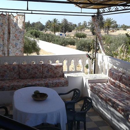 Menzel Churasco Djerba Aghīr Esterno foto