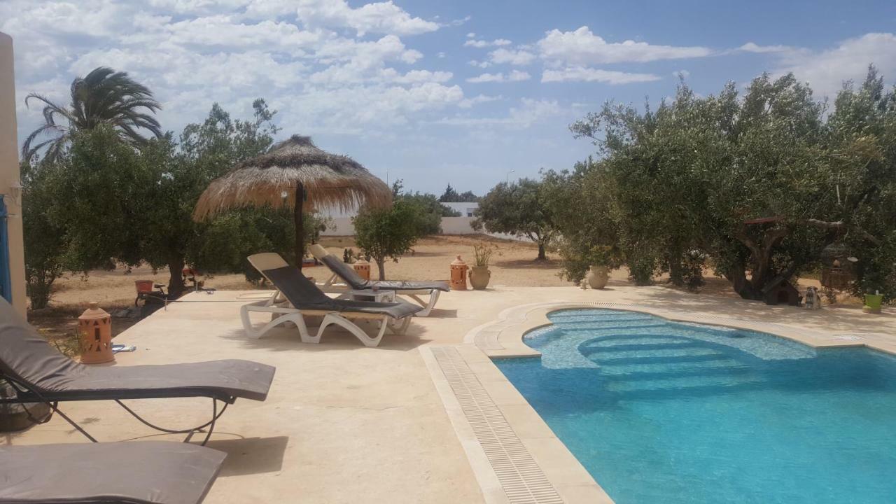 Menzel Churasco Djerba Aghīr Esterno foto